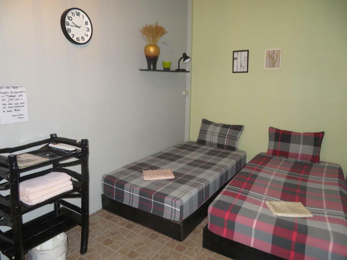 Same Same Guesthouse, Bar & Restaurant (Adults Only) Haad Rin Dış mekan fotoğraf